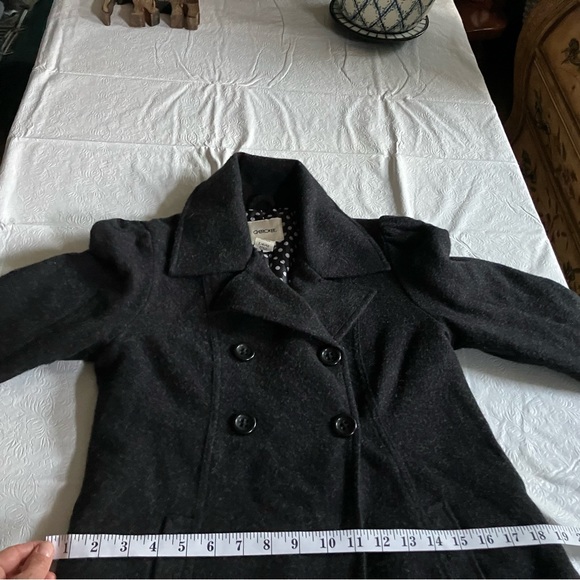 Cherokee Coat - Picture 3 of 8